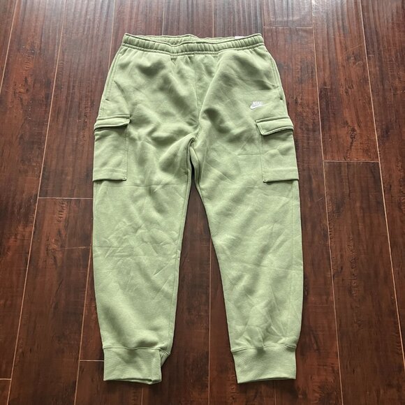 Nike Men's Club Cargo Pants - Picture 1 of 6